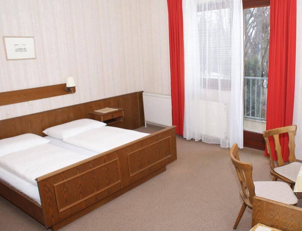 Zoechbauer Gaestehaus - Hotel Garni Kapelln Zewnętrze zdjęcie